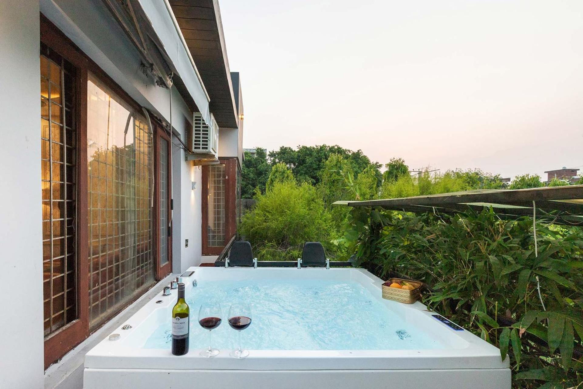 Stayvista At The Magnolia Farm With Indoor Pool & Jacuzzi Amritsar Exterior foto
